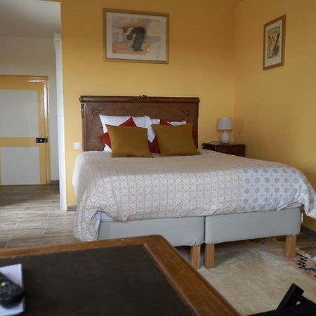 Rozoy-sur-Serre Au Chapitre Bed & Breakfast エクステリア 写真