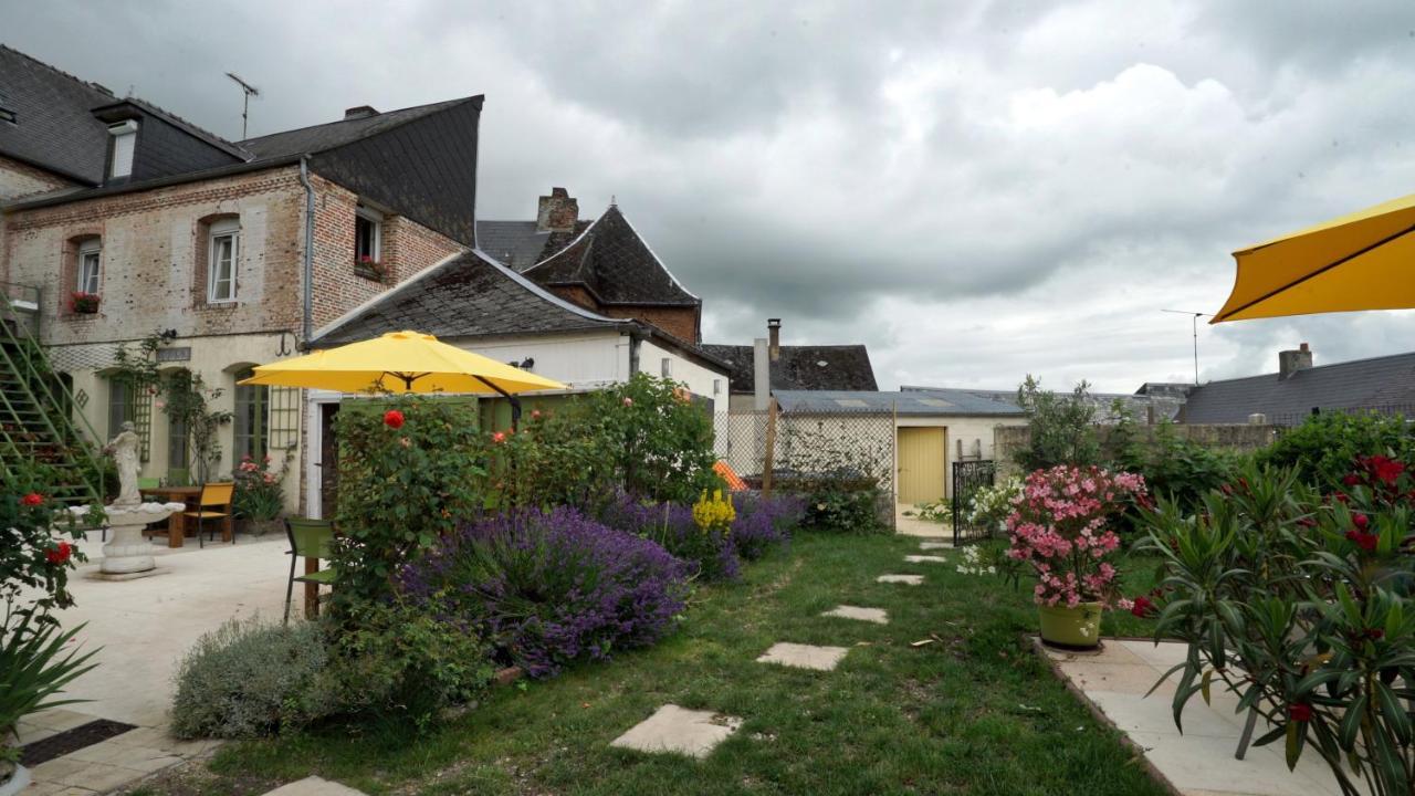 Rozoy-sur-Serre Au Chapitre Bed & Breakfast エクステリア 写真