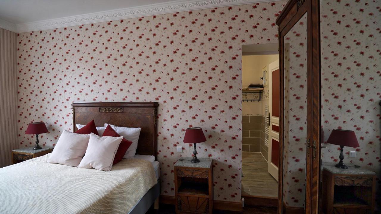 Rozoy-sur-Serre Au Chapitre Bed & Breakfast エクステリア 写真